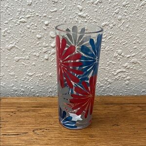 Tag Floral Glass Tumbler with Red and Blue Design